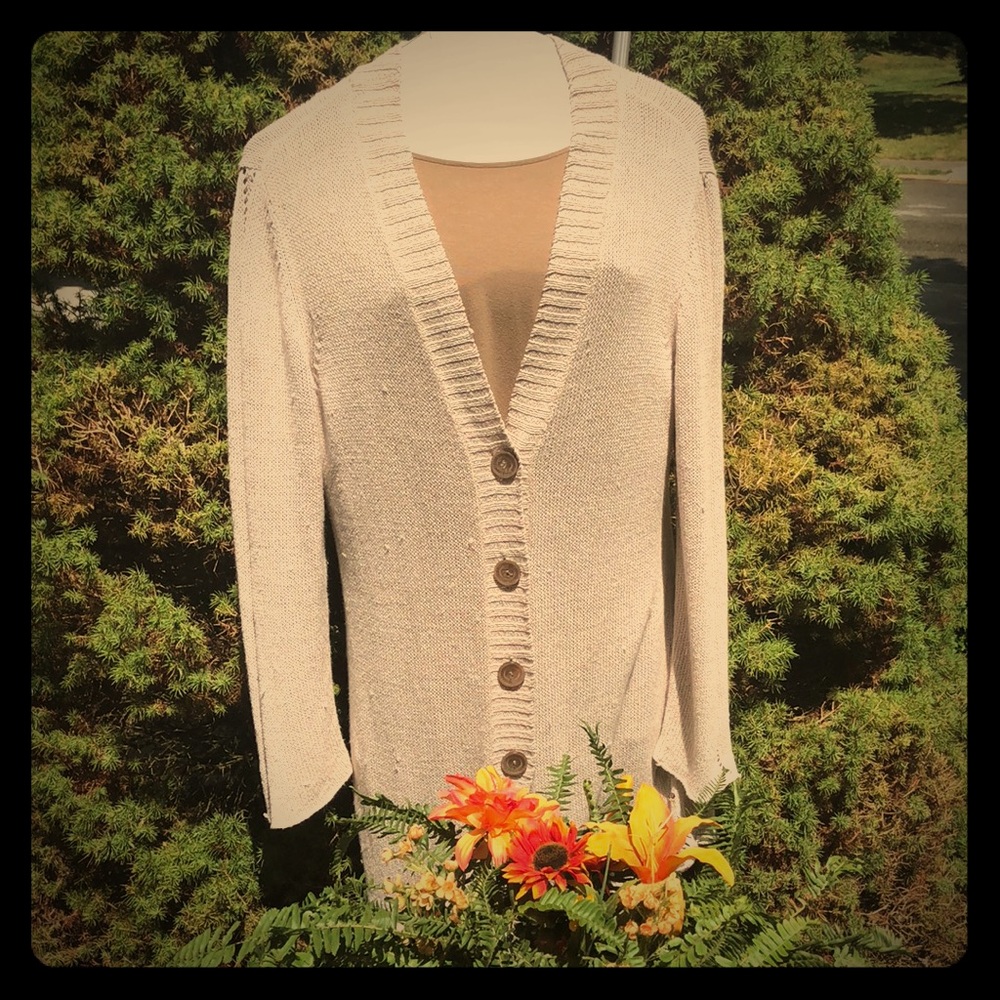 J Jill beige sweater ❤️